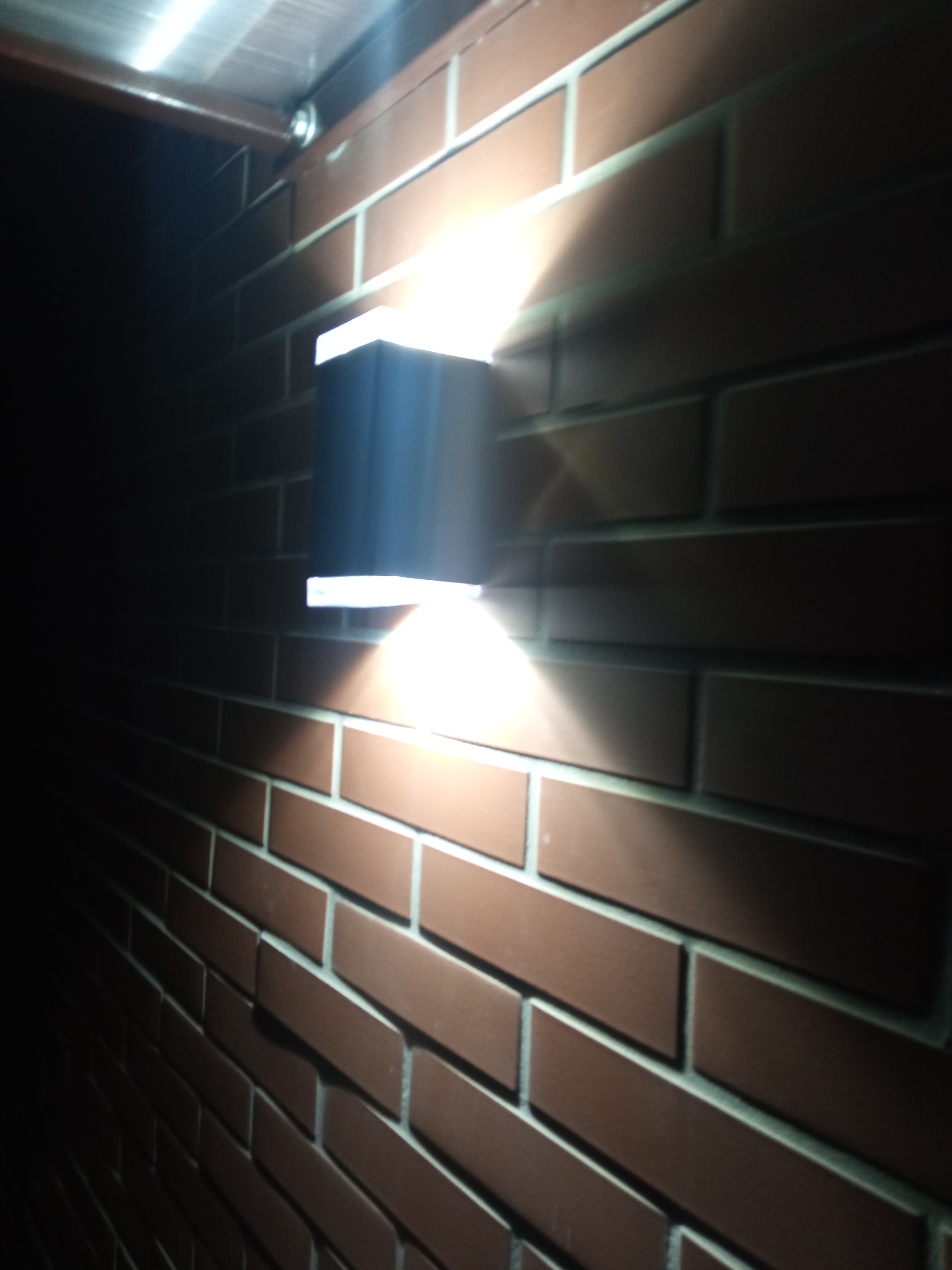 Svítidlo fasádní venkovní nástěnné ZARALF ROUND /IP54/ 2x7W LED