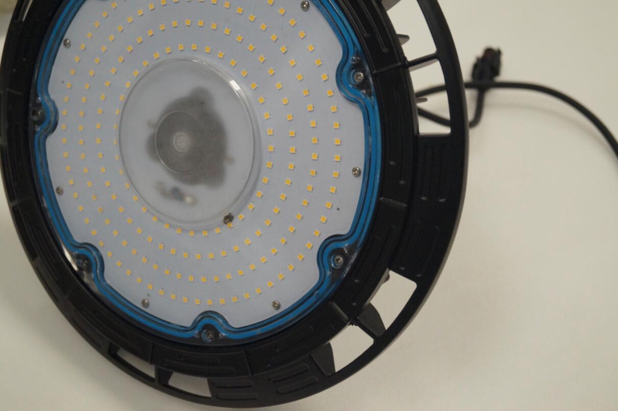 LED UFO High Bay 240W IP65 5500-6000K, studená bílá 
