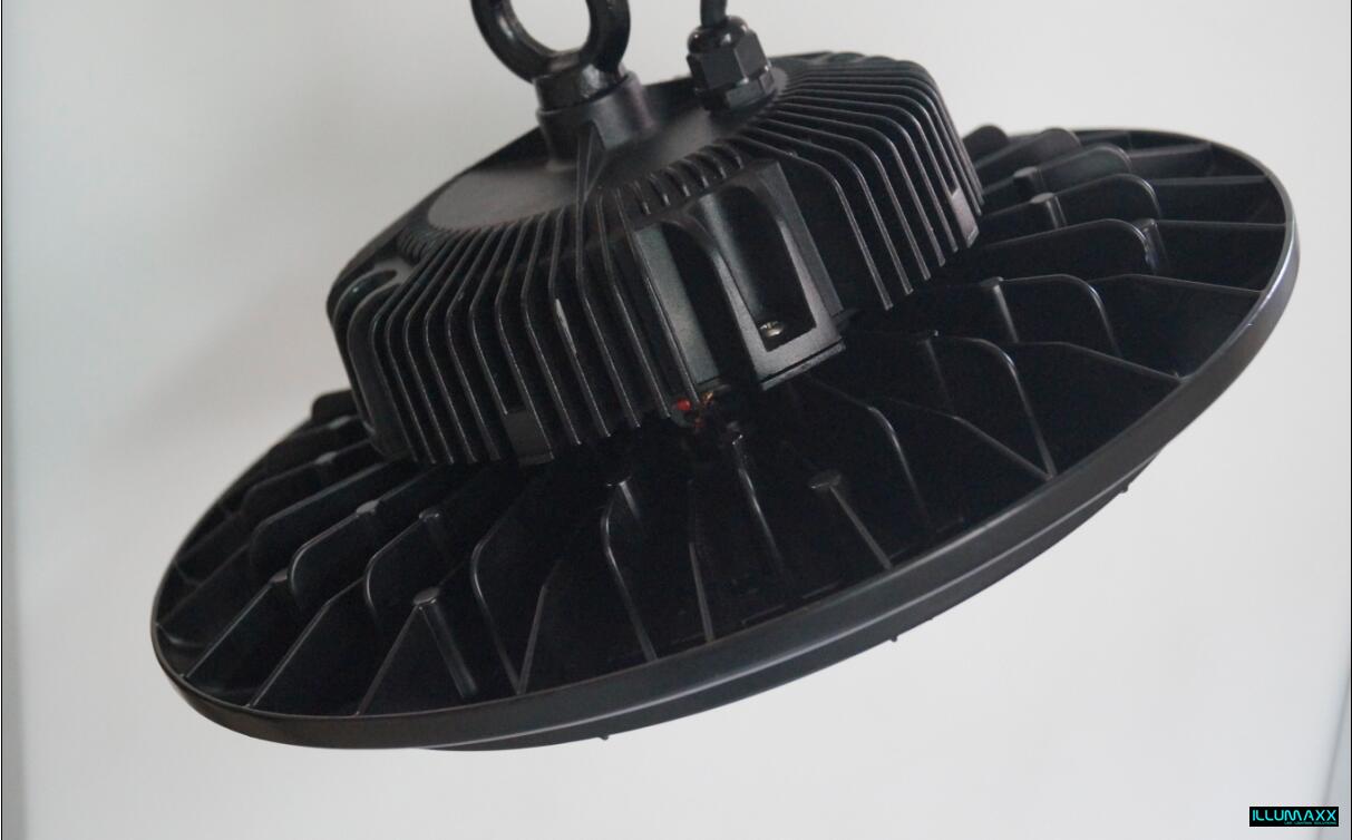 LED UFO High Bay 240W IP65 5500-6000K, studená bílá 