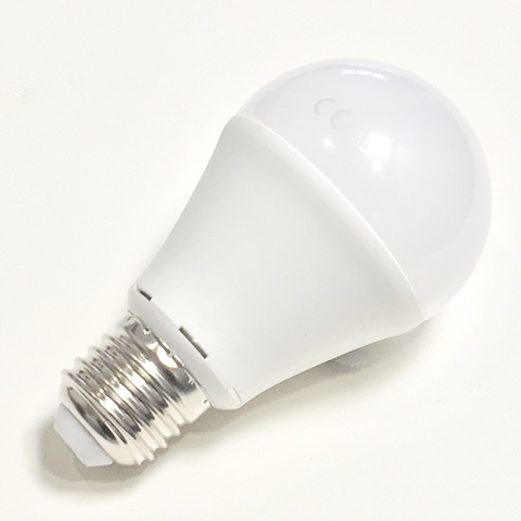 LED žárovka E27 11W 230V 1055lm, denní bílá 4000K