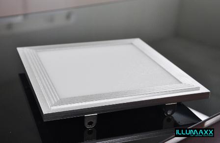 LED panel 600x300mm 24W 2040lm 230V IP41 4000K DENNÍ BÍLÁ