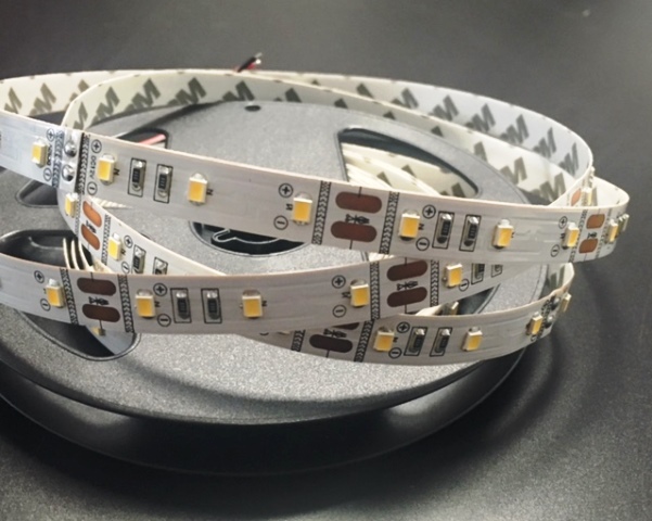 LED pásek 1cm, SMD2835, 60xLED/m, 12W/m, vnitřní IP20, 12V