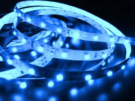 ILLUMAXX LED pásek 1cm, 2835 SMD, 60xLED/m, 4,8W/m, barva modrá, vnitřní IP22
