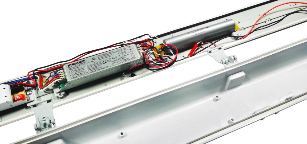 LED prachotěsné svítidlo 36W 4320lm PC 4000K s nouzovým modulem na 3 hodiny