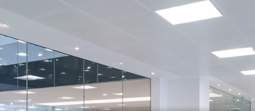 LED panel 600x600mm 40W 5200lm 230V IP41 4000K DENNÍ BÍLÁ 
