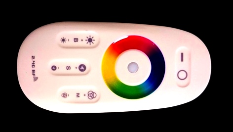 LED RGB ovladač stmívač 3x6A RF 2,4Ghz