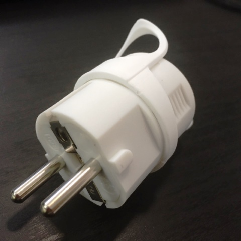 Vidlice úhlová bílá 250V/16 A max. 