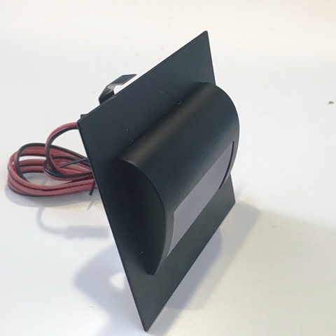 LED vestavné svítidlo schodišťové černé DECORUS 1,5W/12V 9xSMD3014 teplá bílá